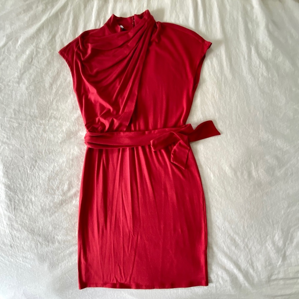 Asymmetrical dress by Amour Vert in red size S.